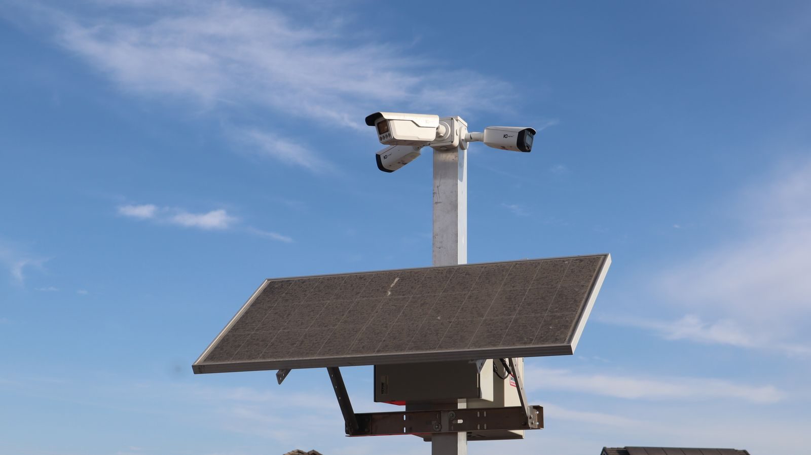 Solar-powered CCTV cameras on a mast